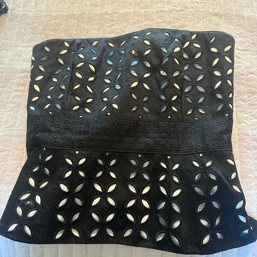 White House Black Market Black Cut-Out bodice with White Lining